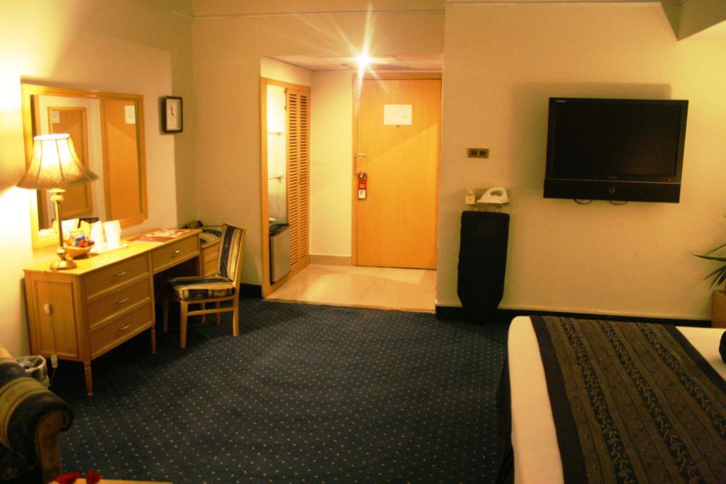 Smart Hotel 라호르 객실 사진